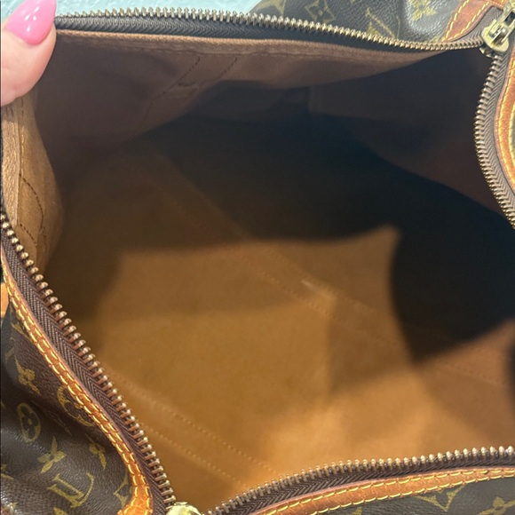 Louis Vuitton Monogram Boston Souple 45 - Picture 6 of 6